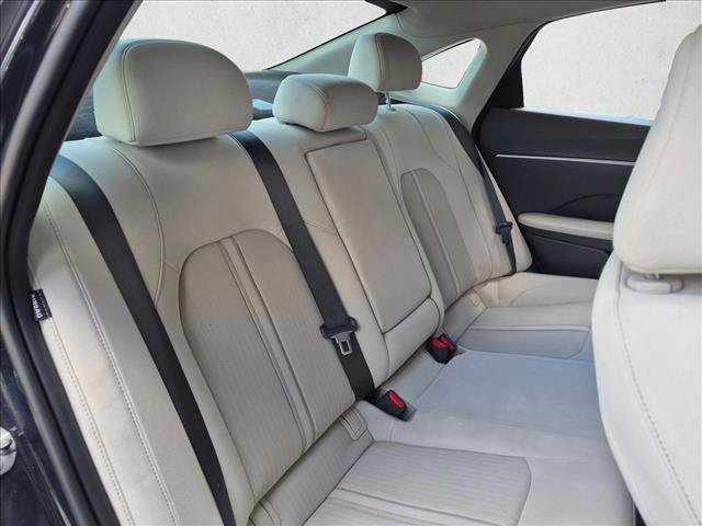 Used 2025 Hyundai Sonata SEL FWD image 18
