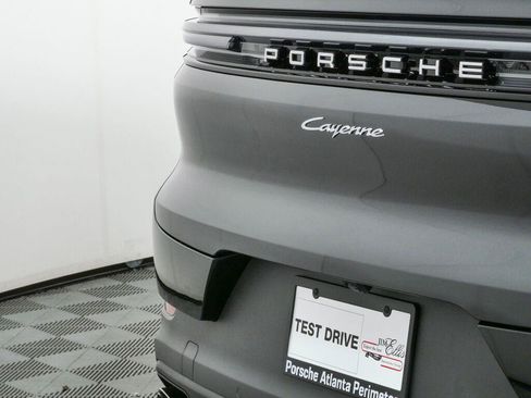 New 2026 Porsche Cayenne Coupe AWD/4WD image 38