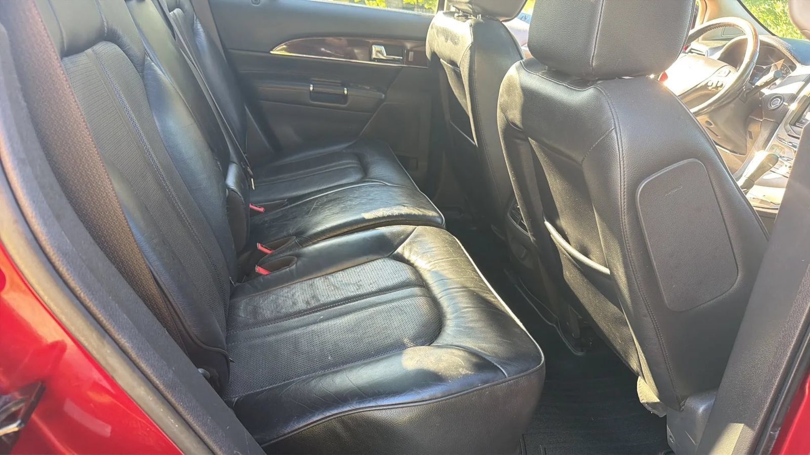 Used 2014 Lincoln MKX AWD w/ Equipment Group 102A image 9
