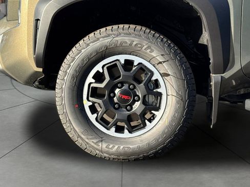 New 2026 Toyota Tacoma TRD Off-Road image 32