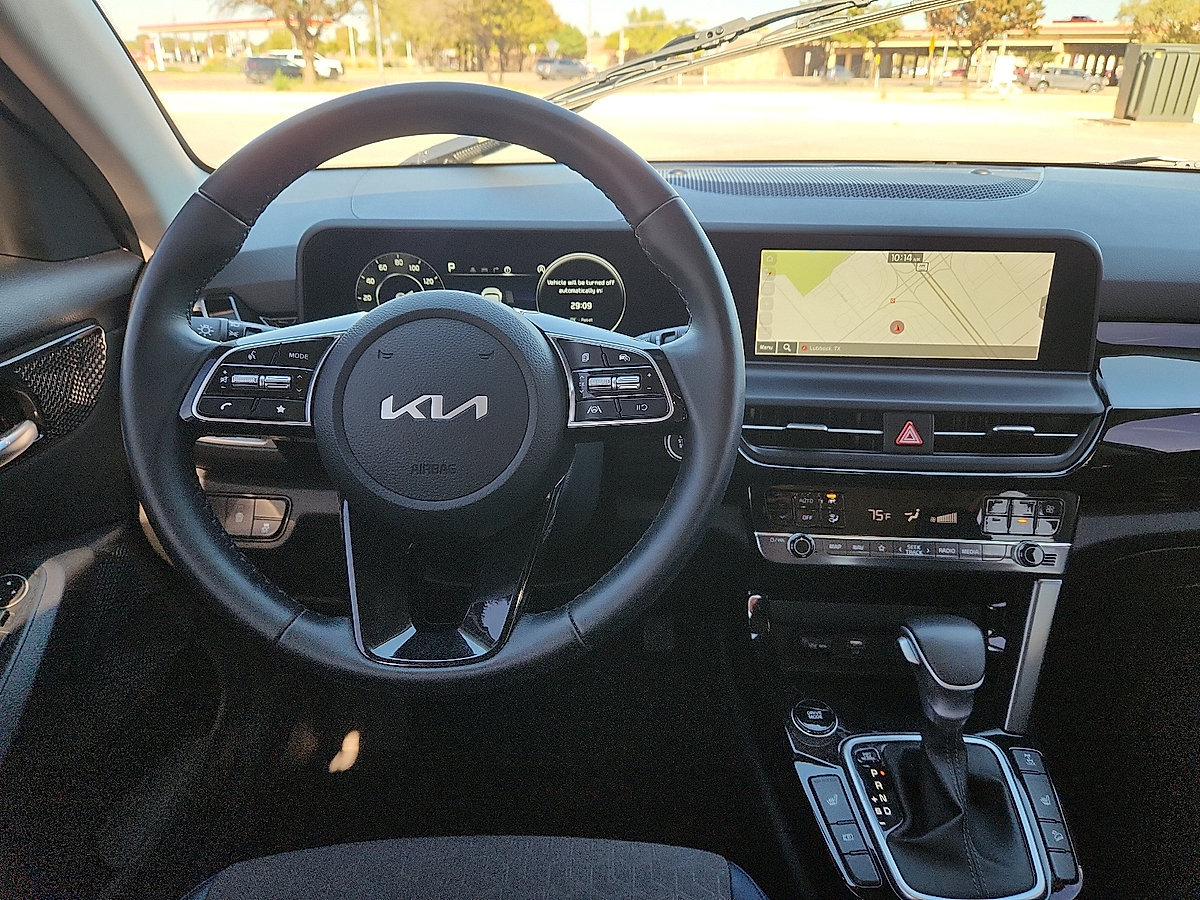 Used 2024 Kia Seltos S AWD/4WD image 7