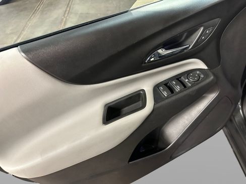 Used 2019 Chevrolet Equinox LT FWD image 14
