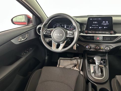 Certified 2024 Kia Forte LXS image 30