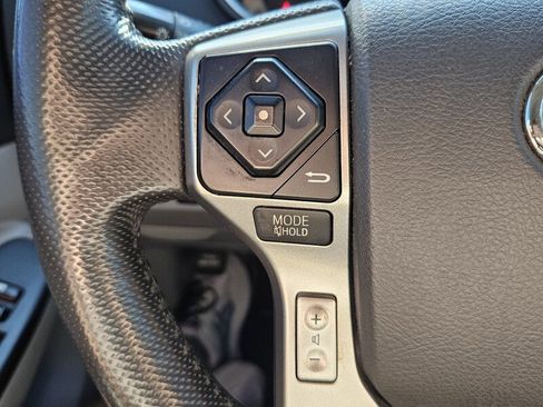 Used 2015 Toyota Tacoma PreRunner w/ Convenience Package image 21