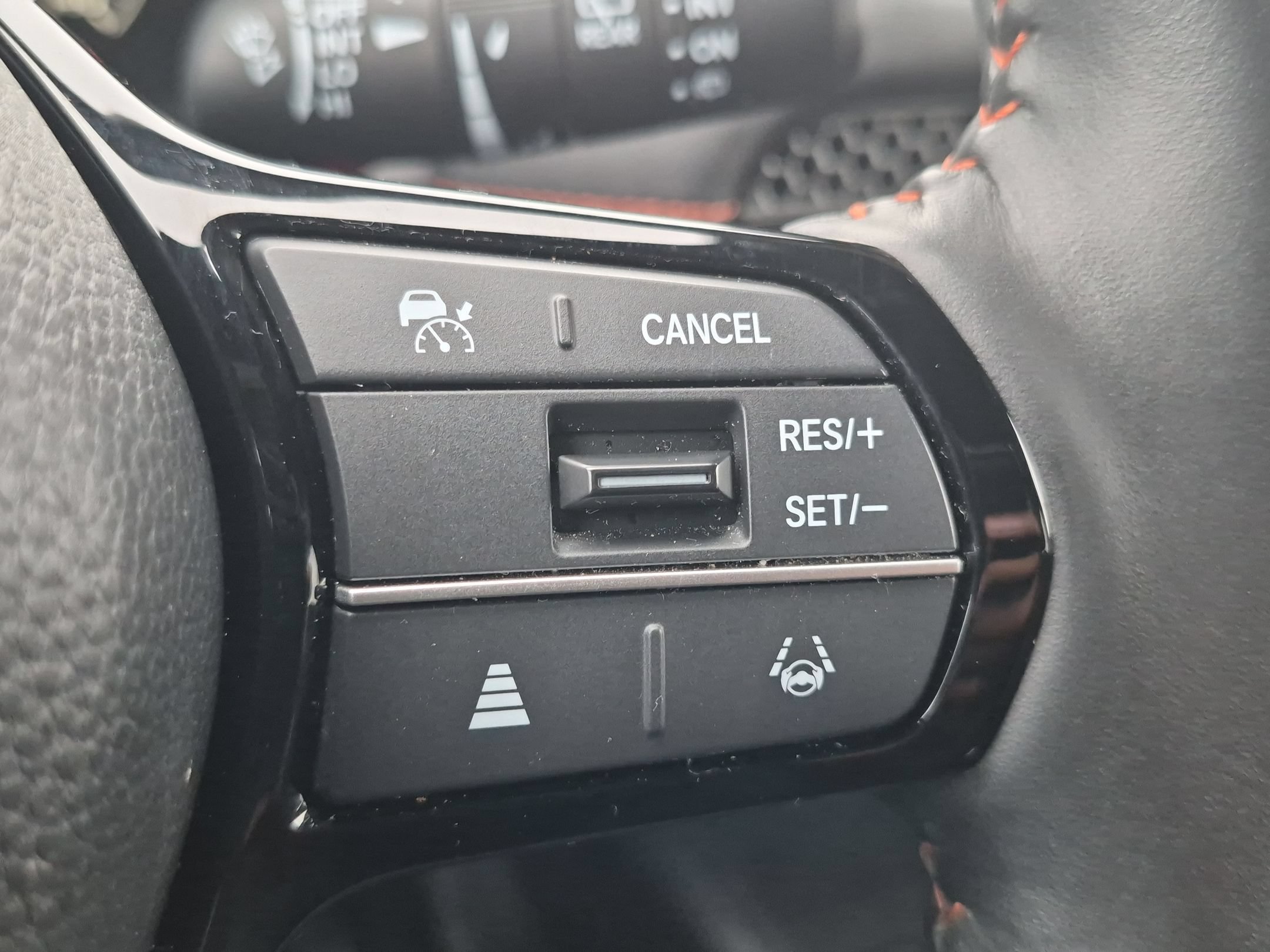 Used 2024 Honda HR-V Sport image 16