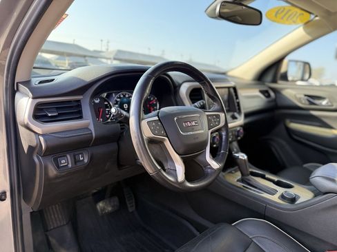 Used 2019 GMC Acadia Denali w/ Technology Package image 9