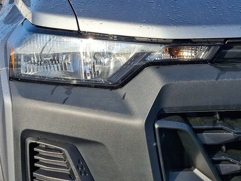 Used 2023 Chevrolet Colorado Trail Boss w/ Safety Package image 8