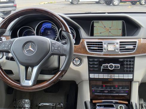 Used 2014 Mercedes-Benz E 350 4MATIC Sedan image 51