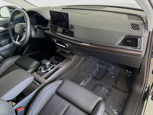 Used 2023 Audi Q5 2.0T Prestige w/ Prestige Package image 31