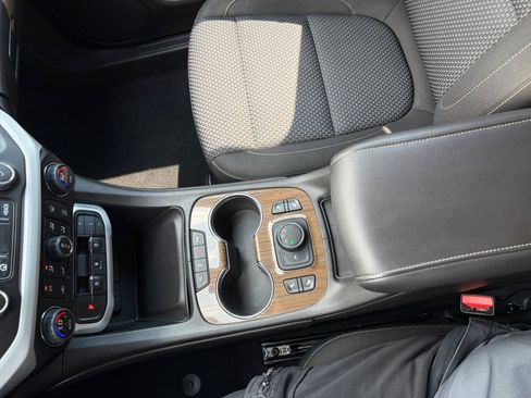 Used 2023 GMC Acadia SLE w/ Driver Convenience Package AWD/4WD image 25