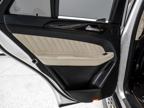 Used 2018 Mercedes-Benz GLE 43 AMG 4MATIC image 48