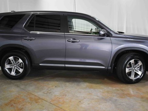 Used 2023 Honda Pilot EX-L image 11