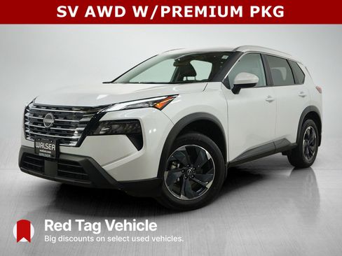 Used 2024 Nissan Rogue SV w/ SV Premium Package image 1