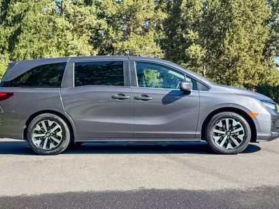 Used 2025 Honda Odyssey EX-L