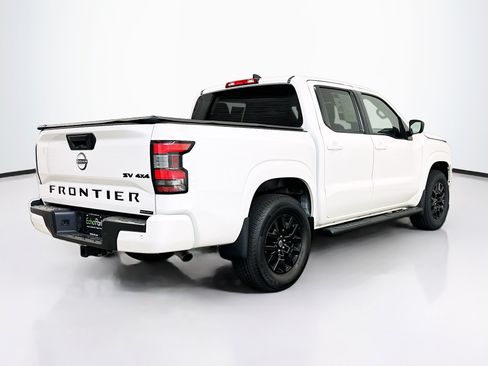 Used 2023 Nissan Frontier SV AWD/4WD image 9