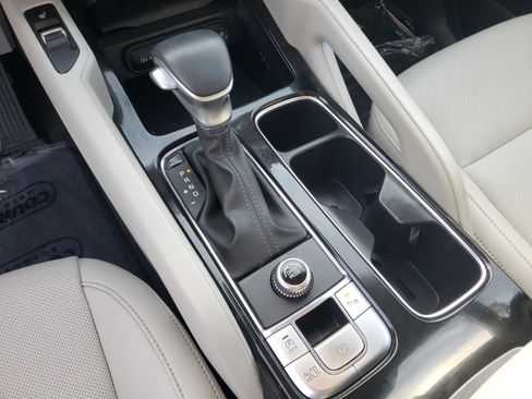 Used 2023 Kia Telluride S image 26