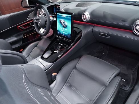 New 2025 Mercedes-Benz SL 63 AMG 4MATIC image 12