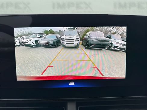 Used 2025 Chevrolet Trax LT w/ LT Convenience Package image 18