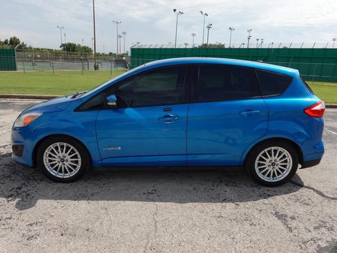 Used 2015 Ford C-MAX SE w/ Equipment Group 202A FWD image 4