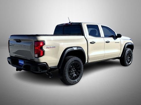 Used 2023 Chevrolet Colorado Trail Boss w/ Technology Package image 5