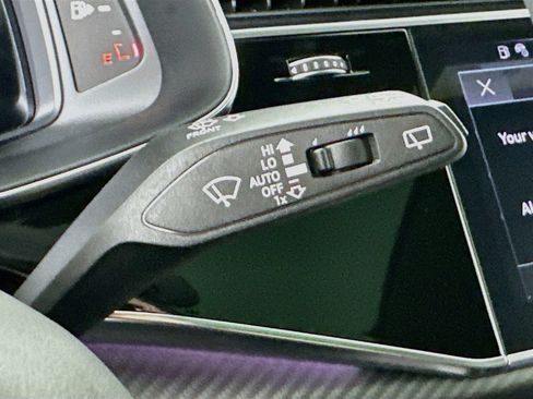 New 2026 Audi SQ8 Premium Plus AWD/4WD image 21