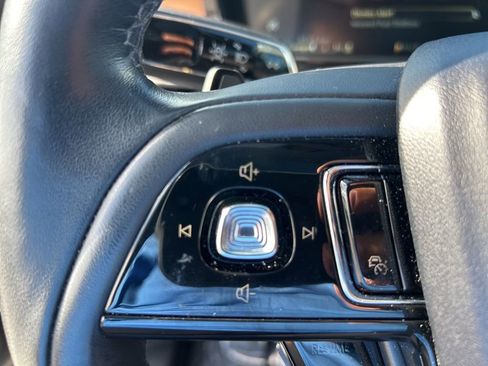 Used 2022 Lincoln Corsair Reserve w/ Equipment Group 201A image 50