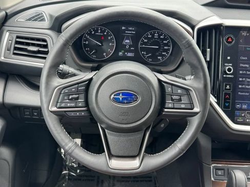 Used 2025 Subaru Ascent Touring AWD/4WD image 22