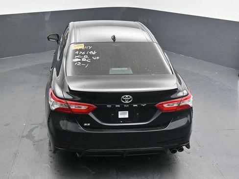Used 2020 Toyota Camry SE image 15