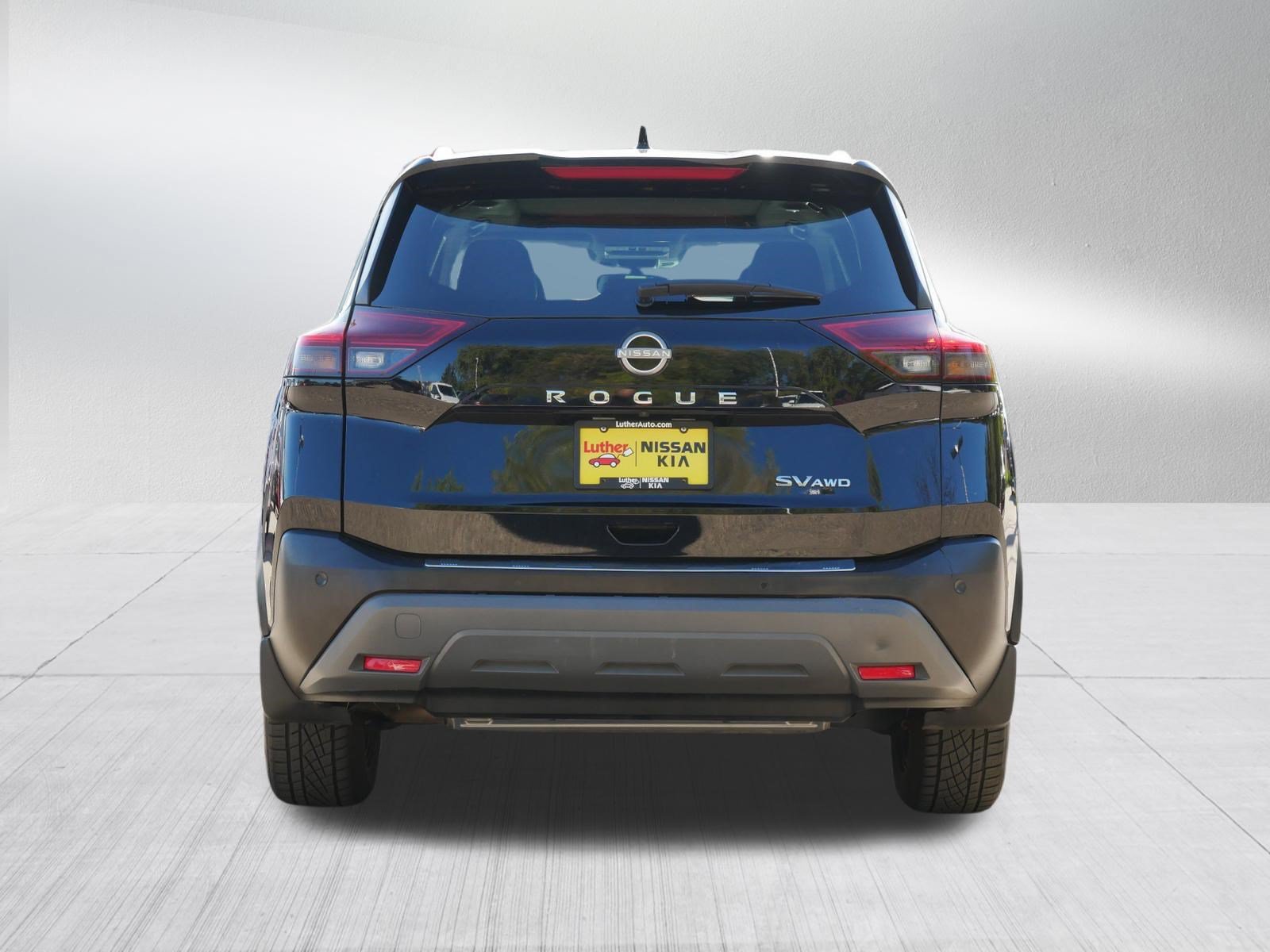 Certified 2023 Nissan Rogue SV w/ SV Premium B Package AWD/4WD image 6