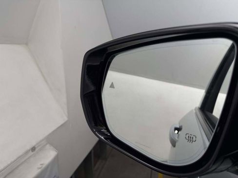 New 2025 Jeep Grand Cherokee Summit image 29