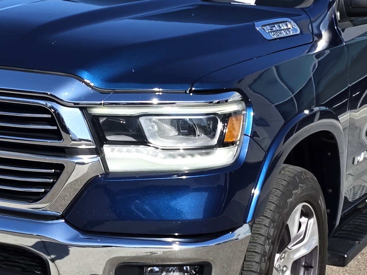 Used 2021 RAM 1500 Laramie AWD/4WD image 8