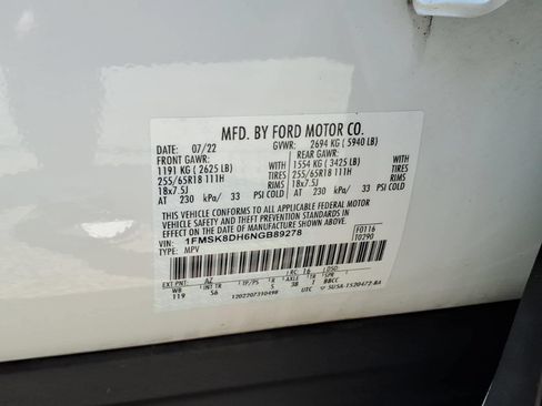 Certified 2022 Ford Explorer XLT w/ Equipment Group 202A AWD/4WD image 33
