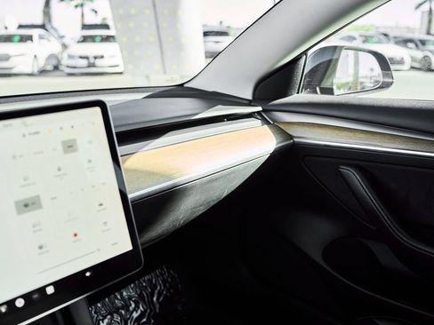 Used 2023 Tesla Model 3 Standard Range RWD image 27