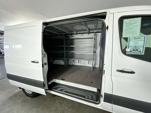 Used 2022 Mercedes-Benz Sprinter 1500 image 12