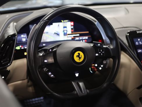 Used 2021 Ferrari Roma RWD image 28