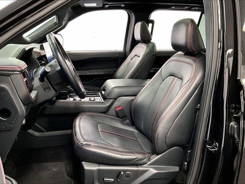 Used 2022 Ford Expedition Max Limited image 24