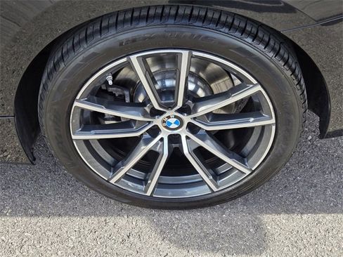 Used 2024 BMW 430i Convertible image 10