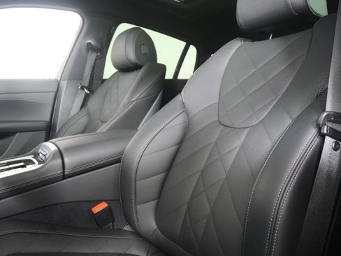 Certified 2026 BMW X6 xDrive40i AWD/4WD image 10