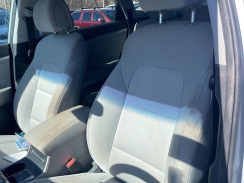 Used 2017 Hyundai Tucson SE image 17