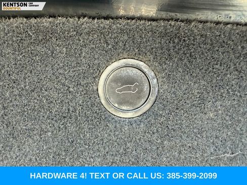 Used 2023 Tesla Model X AWD/4WD image 36