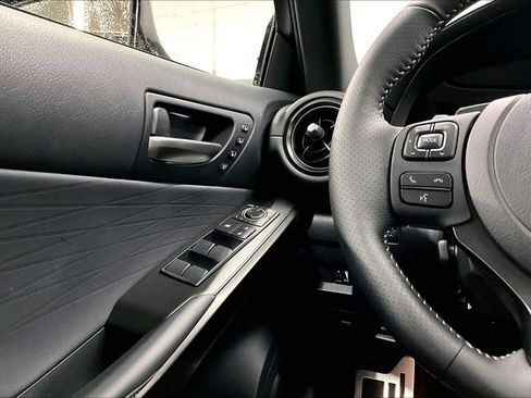 Used 2025 Lexus IS 350 F Sport image 32