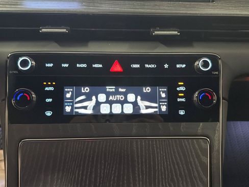 New 2026 Genesis GV80 3.5T Prestige AWD/4WD image 18