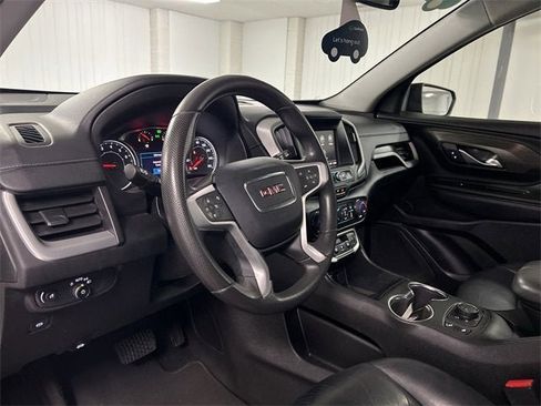 Certified 2022 GMC Terrain SLE w/ Driver Convenience Package image 10