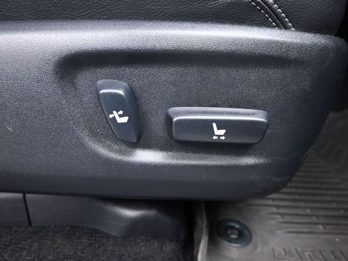 Used 2022 Toyota 4Runner Limited image 12