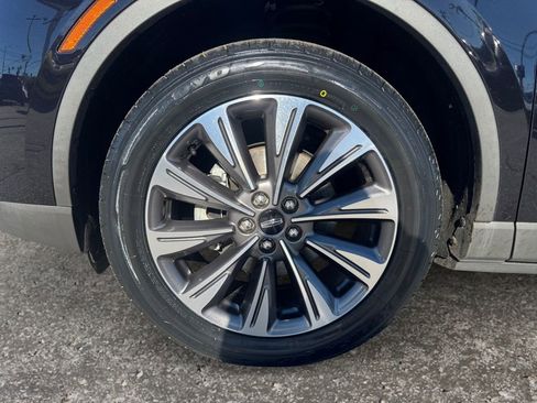 Used 2022 Lincoln Corsair Reserve w/ Luxury Package image 8