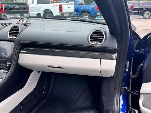 Used 2025 Porsche 718 Cayman S RWD image 20