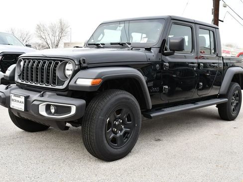 New 2026 Jeep Gladiator Sport image 3
