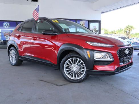 Used 2018 Hyundai Kona SEL image 3