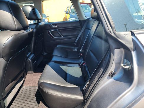 Used 2008 Subaru Outback 2.5i Limited AWD/4WD image 22
