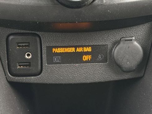 Used 2022 Chevrolet Trax LT w/ Driver Confidence Package AWD/4WD image 19